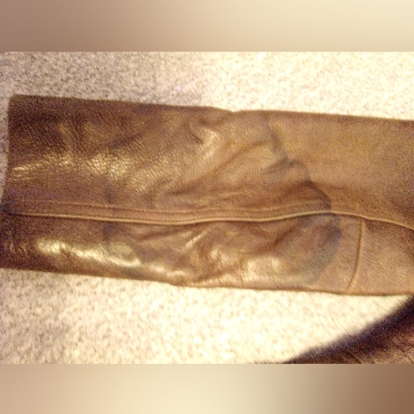 Vintage GUESS LEATHER JACKET - Picture 6 of 7